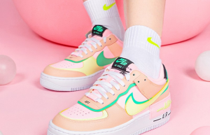 Nike Air Force 1 Shadow Arctic Punch CU8591-601 on foot 02