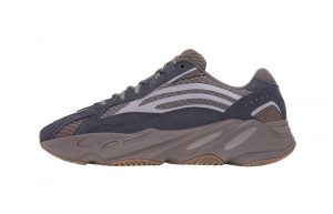 Yeezy Boost 700 V2 Mauve GZ0724 featured image