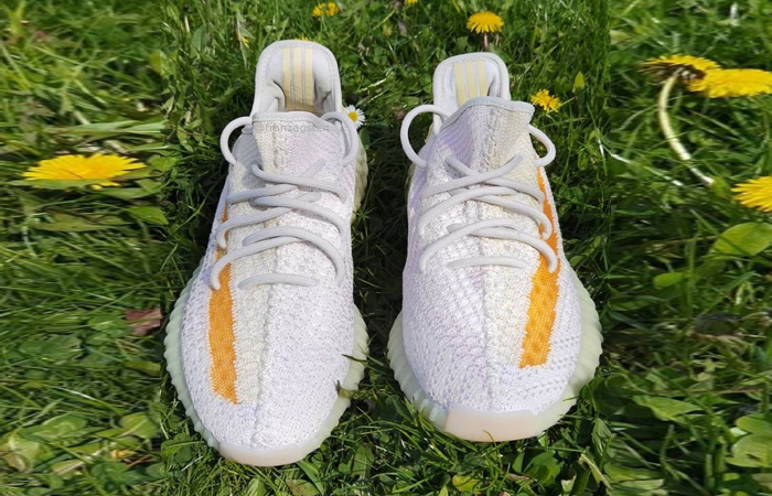 adidas Yeezy Boost 350 V2 Light GY3438 up