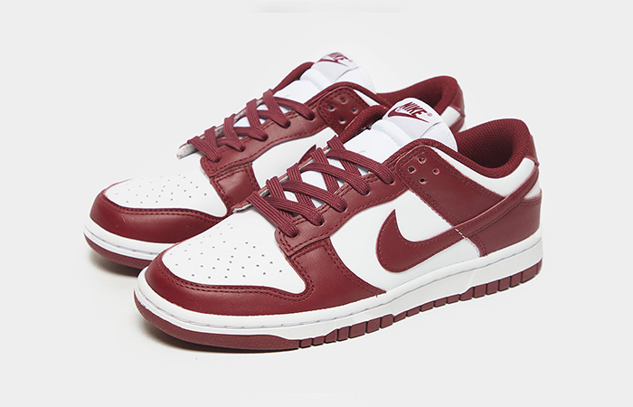 Nike Dunk Low Team Red front