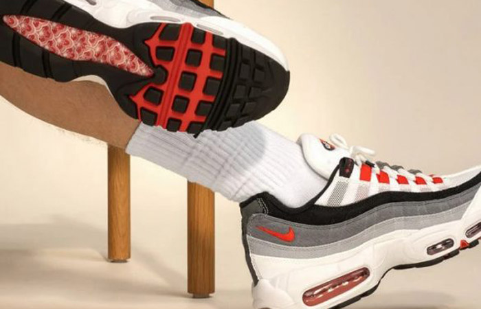 Nike Air Max 95 Japan White Red DH9792-100 on foot 02
