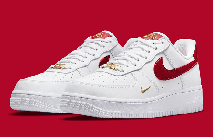 Nike Air Force 1 White Red CZ0270-104 front corner