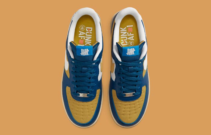 Undefeated Nike Air Force 1 Low Blue Croc DM8462-400 up