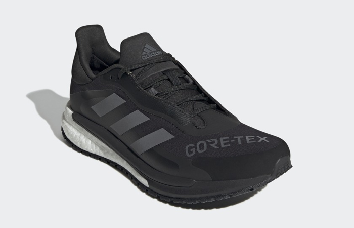 adidas Solarglide 4 Gore Tex Core Black S23661 front corner