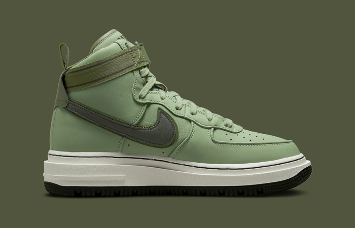 Nike Air Force 1 High Boot Green DA0418-300 right