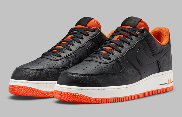 Nike Air Force 1 Low Halloween DC8891-001 front corner