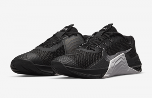 Nike Metcon 7 Black Smoke Grey Womens CZ8280-010 front corner