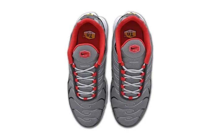 Nike TN Air Max Plus Grey Red CI3714-001 up