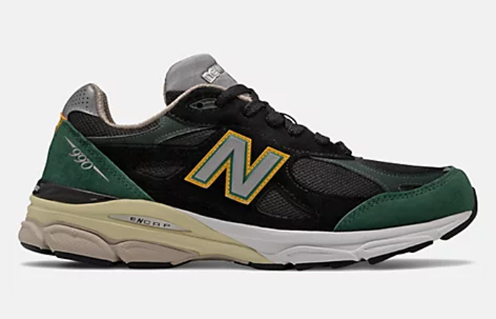 New Balance 990v3 Made in USA Black Green M990CP3 right