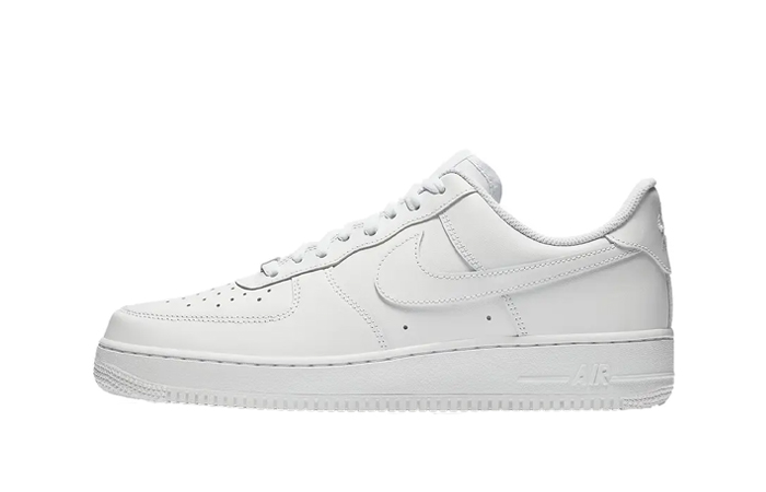 Nike Air Force 1 07 Triple White CW2288-111 featured image