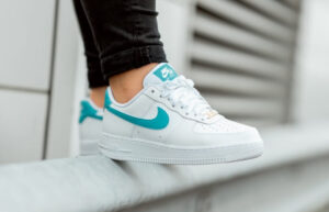 Nike Air Force 1 Test of Time DO5876-100 onfoot 01
