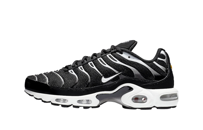 tn trainers black and white