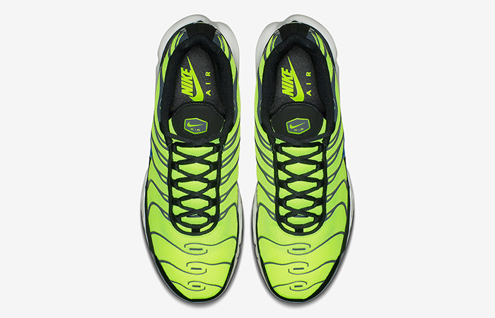 Nike TN Air Max Plus Scream Green 852630-700 up