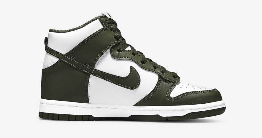 Official Look at Nike Dunk High Cargo Khaki 01