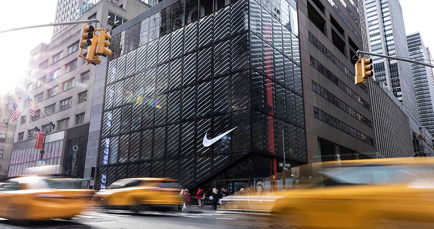Sneaker NFTs from Nike and METAVERSE featured image