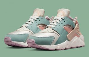 Nike Air Huarache Light Orewood Brown DQ4990-104 front corner