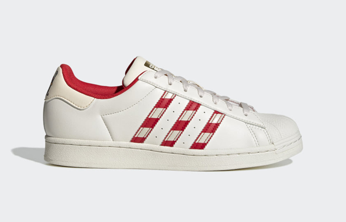 adidas superstar Christmas Cloud White Vivid Red GZ4715 right