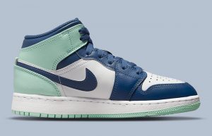 Air Jordan 1 Mid Blue Mint GS 554725-413 right