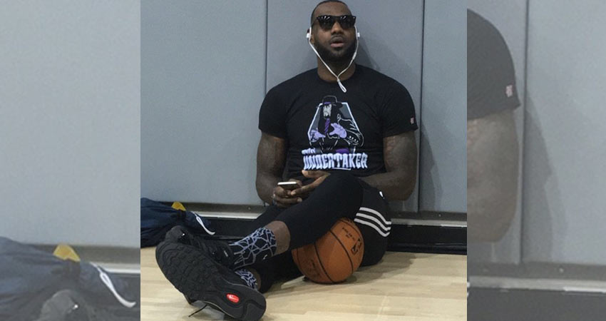 Lebron James spotted with Airmax 98