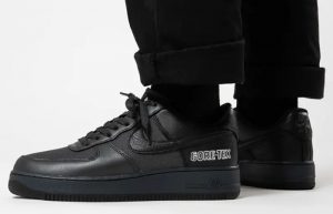Nike Air Force 1 Gore-Tex Anthracite Black CT2858-001 onfoot 01