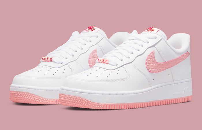Nike Air Force 1 Low Valentine DQ9320-100 front corner