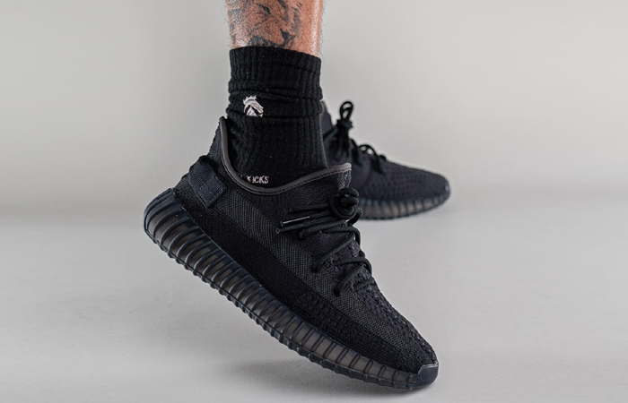 Yeezy Boost 350 V2 Onyx HQ4540 - Where To Buy - Fastsole