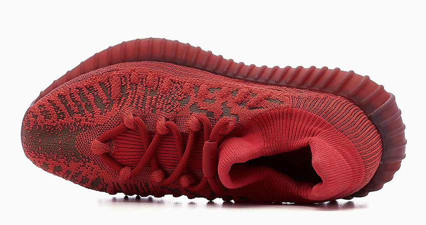 Yeezy 350 Boost V2 CMPCT Slate Red upper look