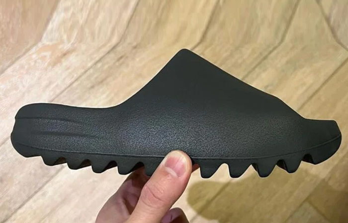 Yeezy Slide Onyx HQ6448 - Where To Buy - Fastsole