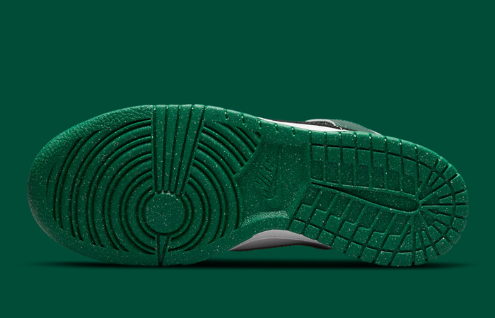 Nike Dunk High Celtics GS DR0527-300 down