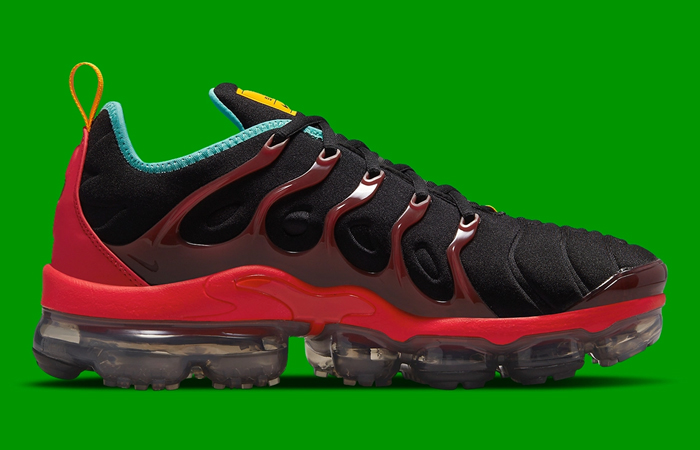 Nike Air VaporMax Plus Stained Glass DX1795-001 right