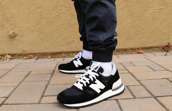 New Balance 990 Made In USA Black M990BK1 onfoot 01
