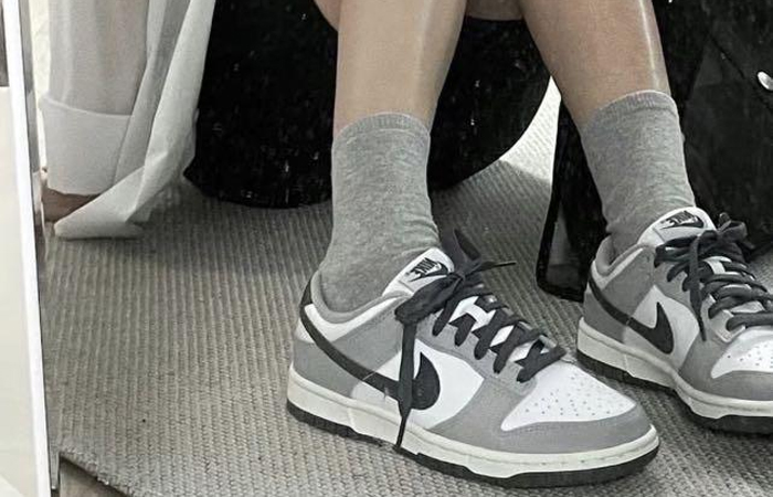 nike dunk low light smoke