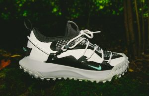 Nike Mountain Fly Low SE White Black DO9334-100 01