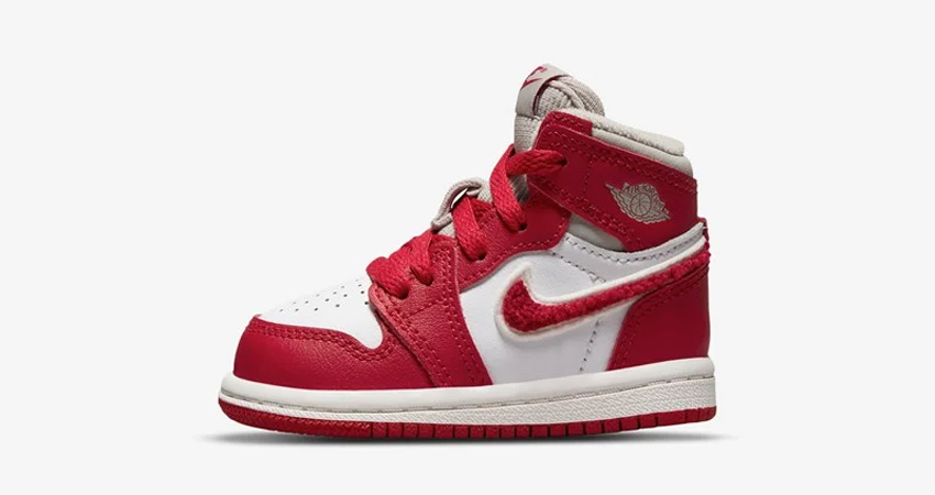 Here's Where You Can Find Air Jordan 1 Retro High OG Varsity Red 05