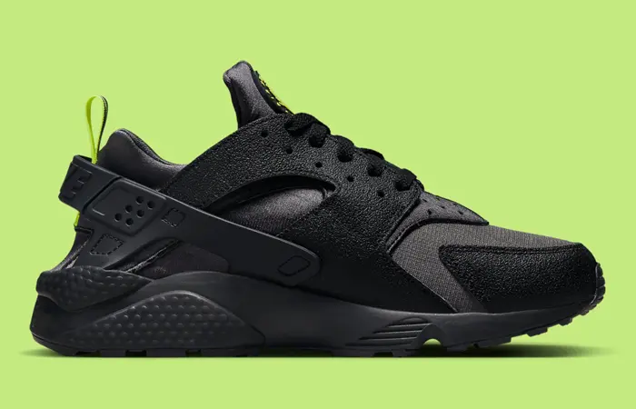 Nike huarache clearance triple black nz