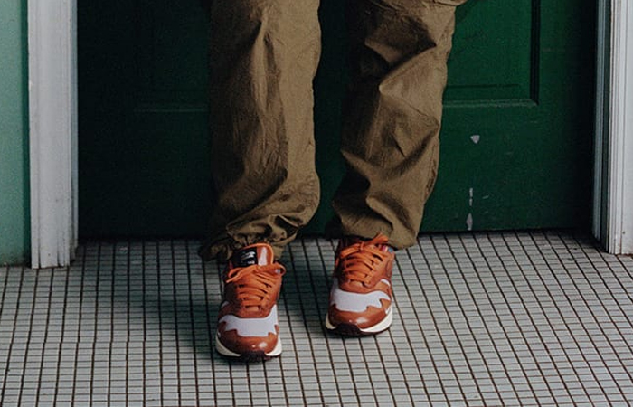 Patta x Nike Air Max 1 Orange DO9549-200 onfoot 03