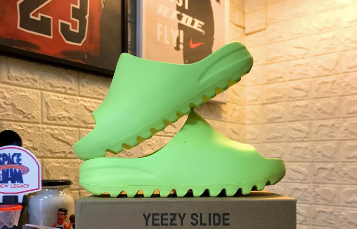adidas Yeezy Slide Glow Green Kids GX6139 02