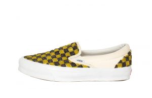 One Block Down x Vans Slip-On Dog Days Caution OBD-0011YELLOW featured image