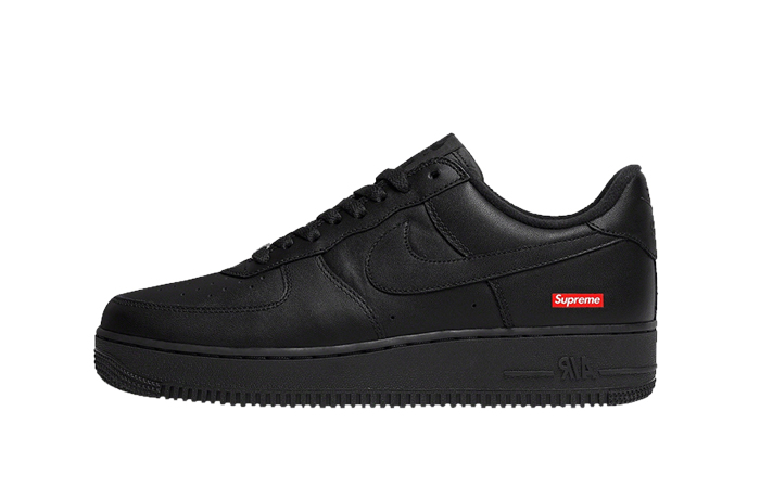Supreme x Nike Air Force 1 Triple Black featured image