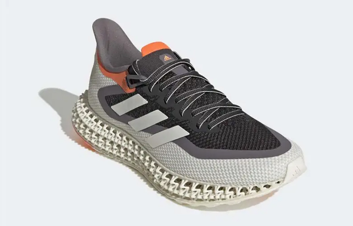 adidas 4DFWD 2 Carbon GX9250 front corner