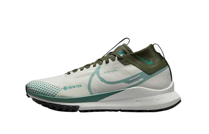 nike pegasus trail cedar