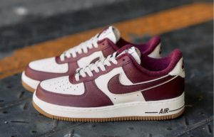 Nike Air Force 1 Low College Pack Maroon Gum DQ7659-102 01