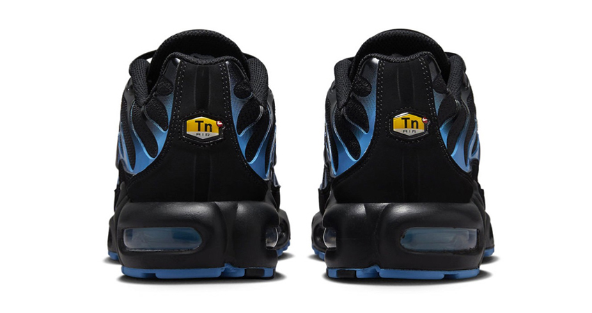 Black And Blue Accents The Nike Air Max Plus In A Gradient Shift 04