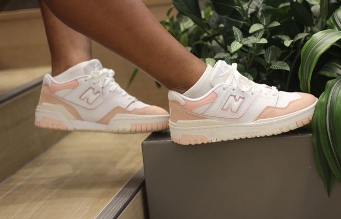 New Balance 550 GS White Pink Sand GSB550CD onfoot 01
