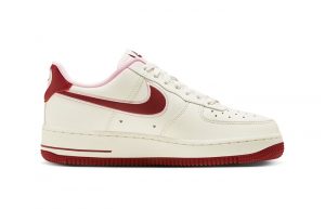 Nike Air Force 1 Low Valentine's Day 2023 FD4616-161 right