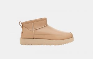 Ugg Classic Sugar Ultra Boots right