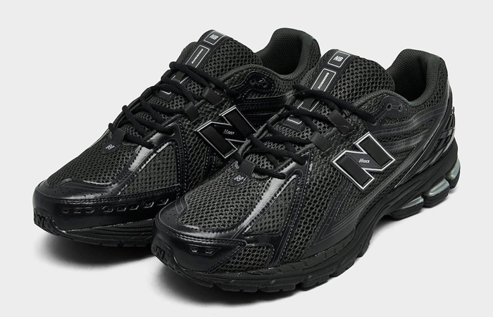 New Balance 1906R Black Metallic Silver M1906RJB front corner