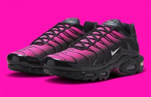 Nike Air Max Plus Black Pink FJ5481-010 front corner