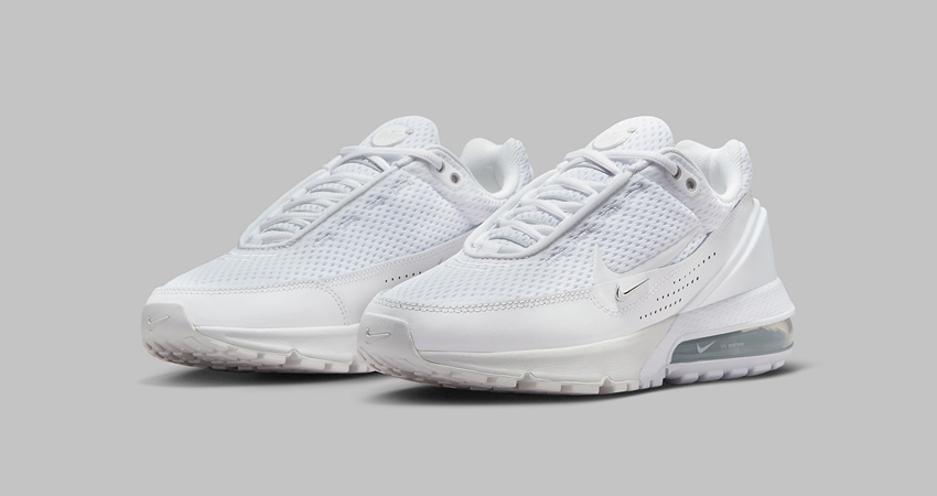 The Nike Air Max Pluse Adorns a Clean Colourway front corner