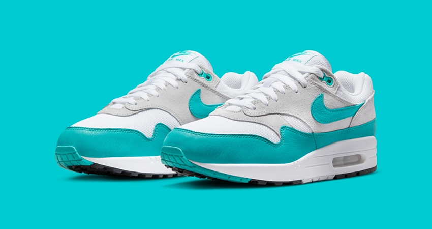 Check Out The Official Images Of The Nike Air Max 1 ‘Clear Jade front corner